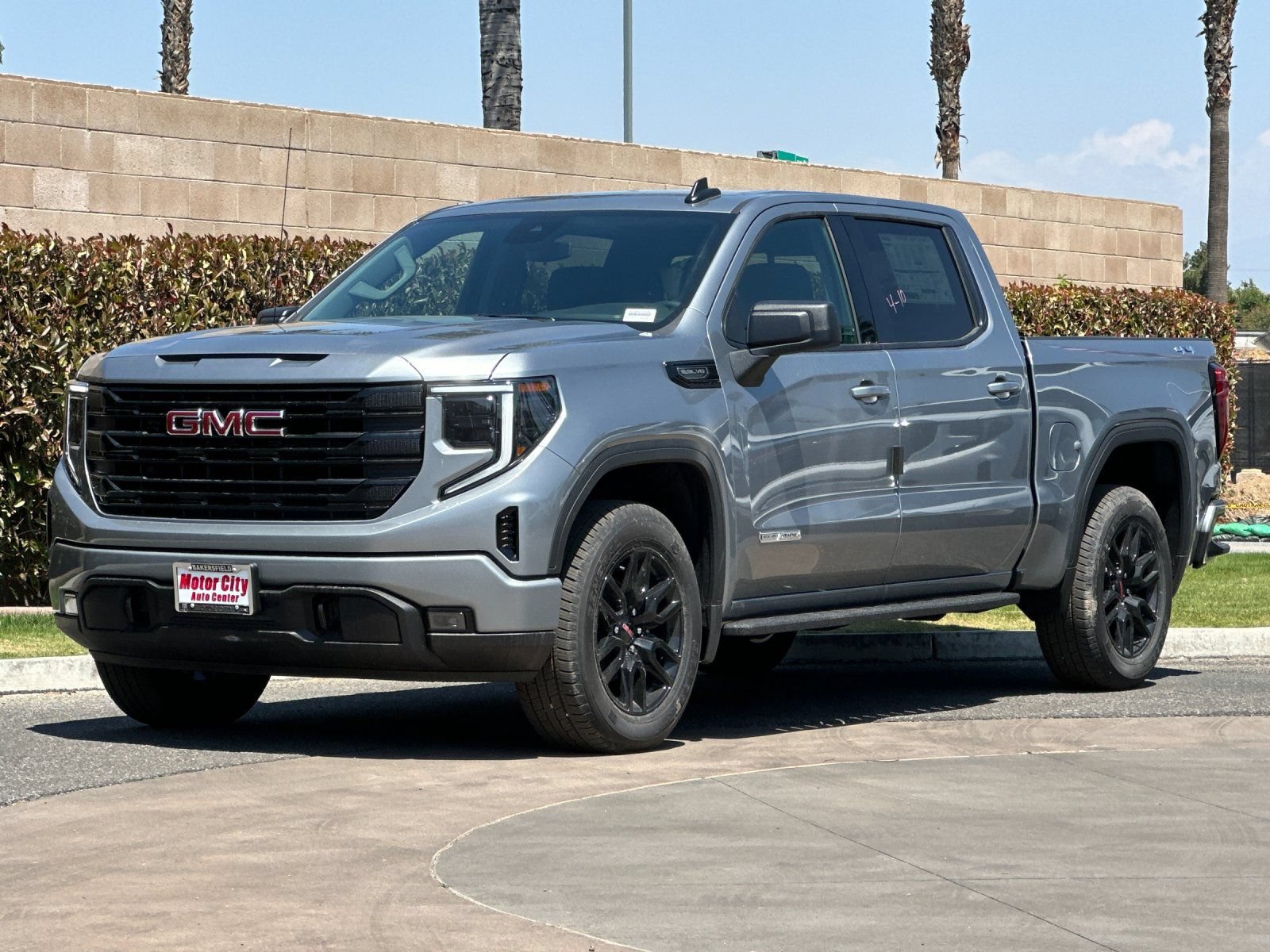 New 2026 GMC Sierra 1500 Elevation w/ Preferred Package AWD/4WD image 8