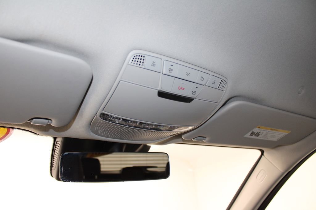 Used 2022 Mercedes-Benz GLC 300 image 39