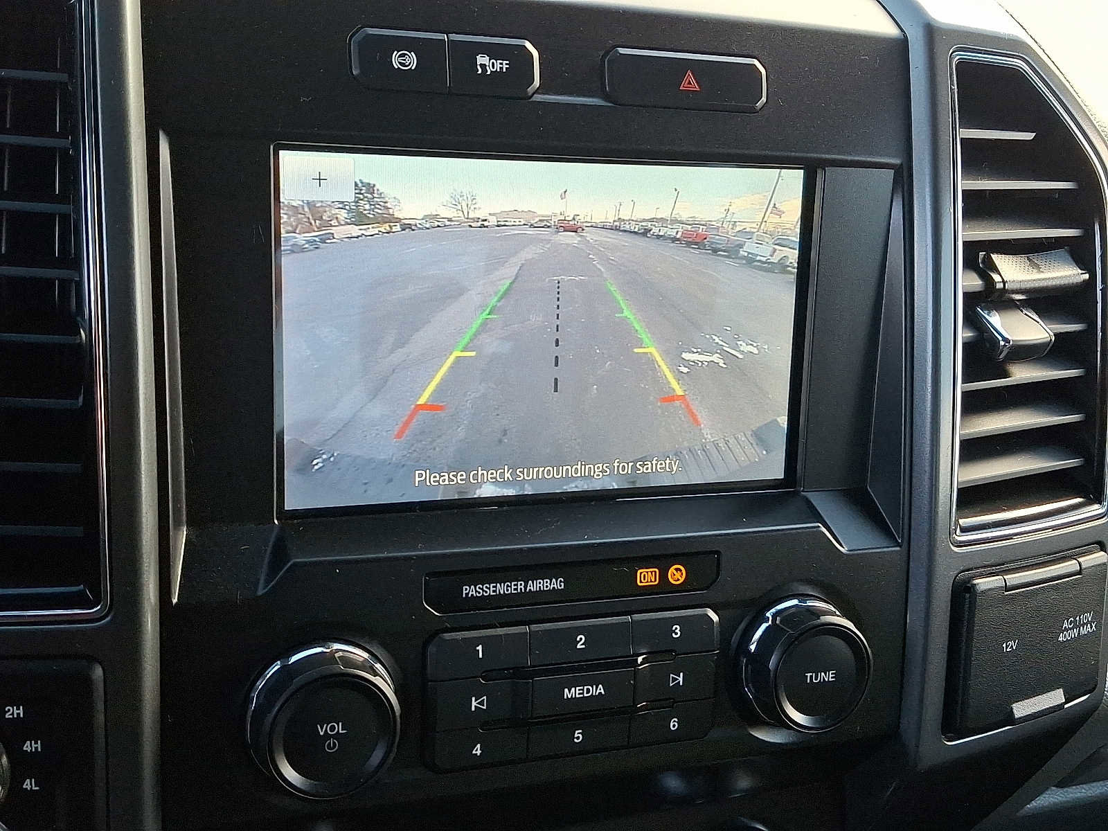 Certified 2022 Ford F350 XLT w/ Snow Plow Prep Package image 18