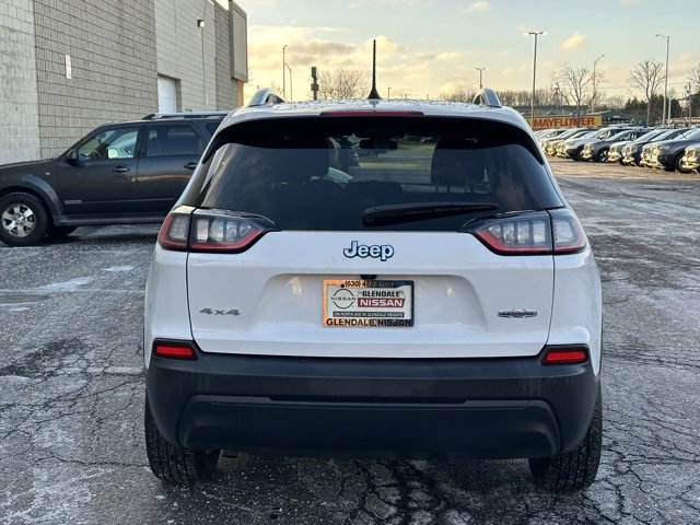 Used 2020 Jeep Cherokee Latitude w/ Cold Weather Group image 5