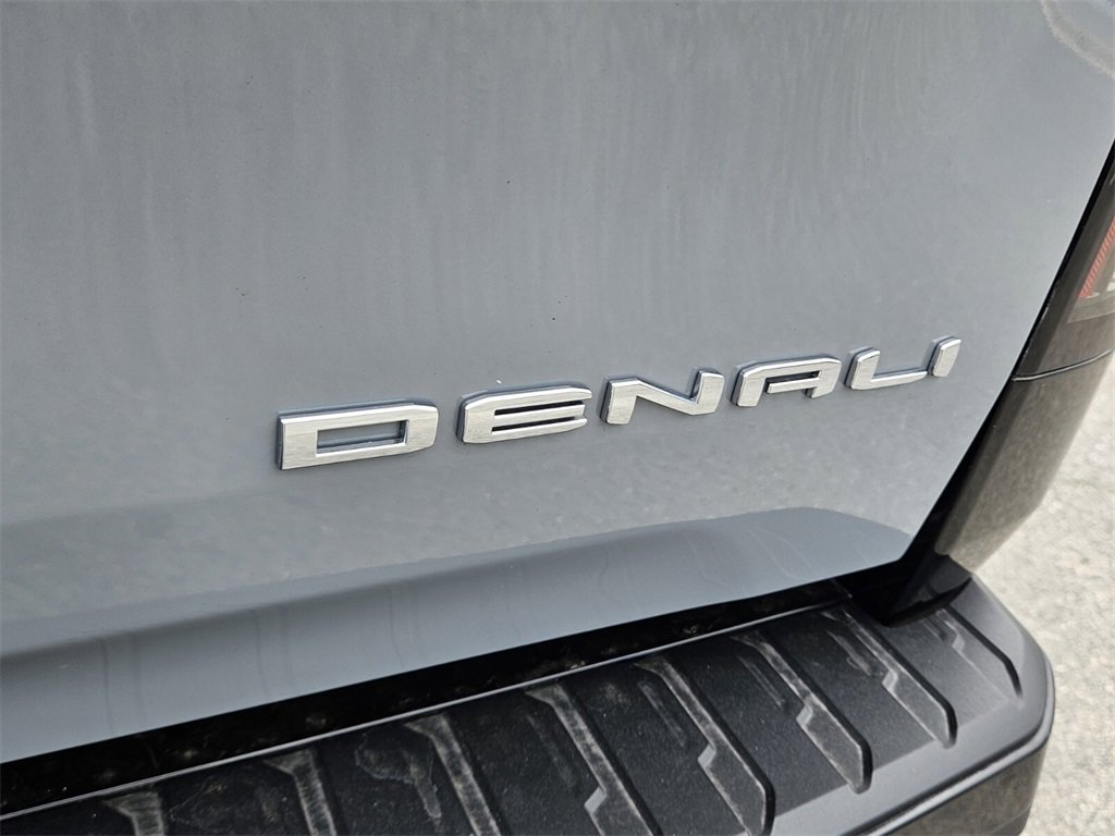 New 2025 GMC Sierra EV Denali image 10