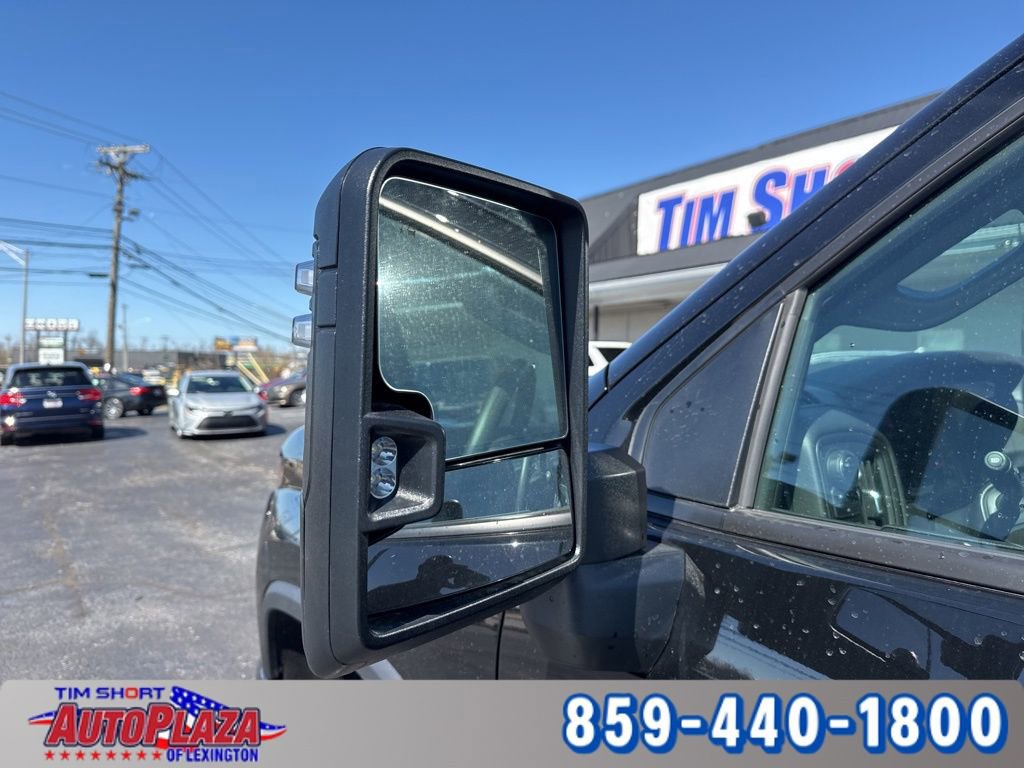 Used 2025 Chevrolet Silverado 2500 Custom w/ Custom Value Package image 10