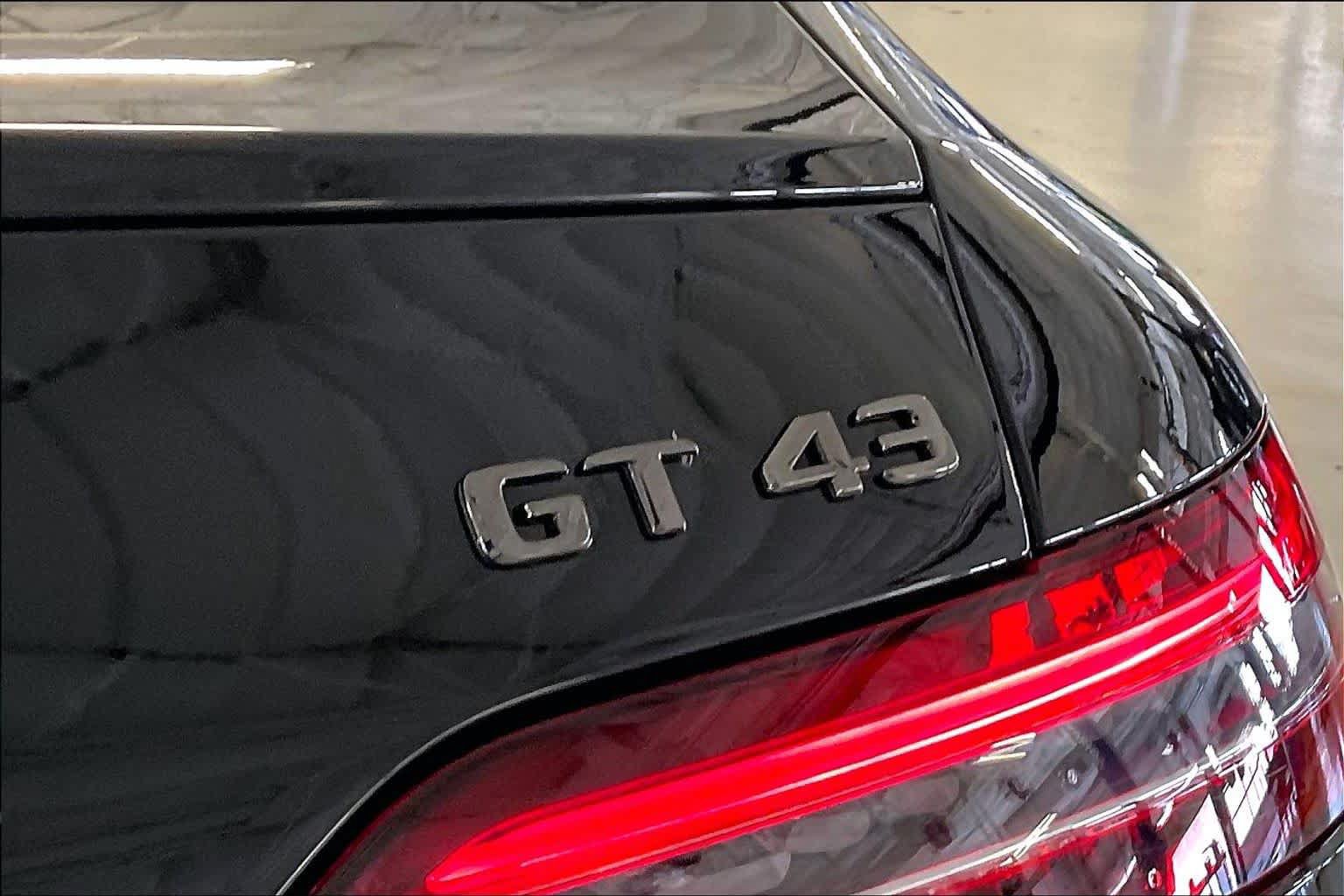 Used 2023 Mercedes-Benz AMG GT 43 image 31