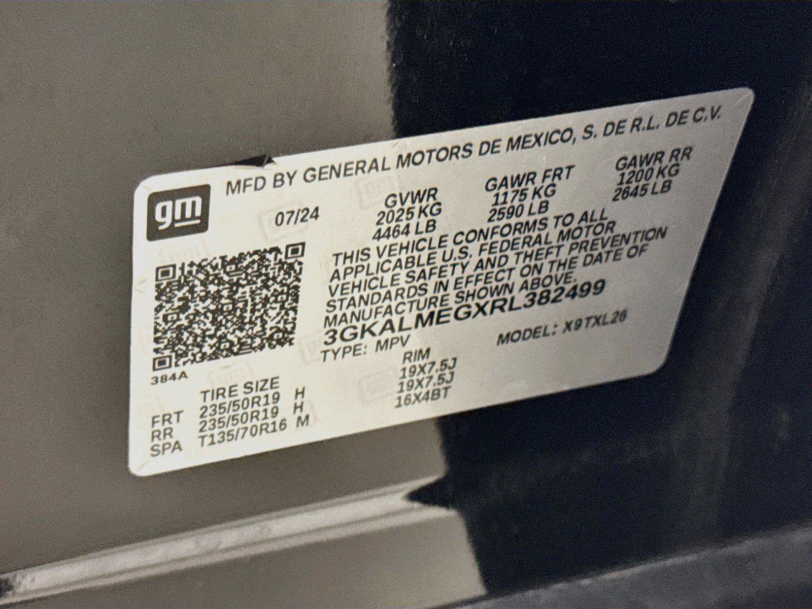 Used 2024 GMC Terrain SLE w/ Driver Convenience Package FWD image 29