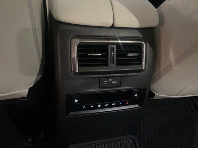 Used 2024 MAZDA CX-90 Plug-In Hybrid w/ Premium Plus image 27