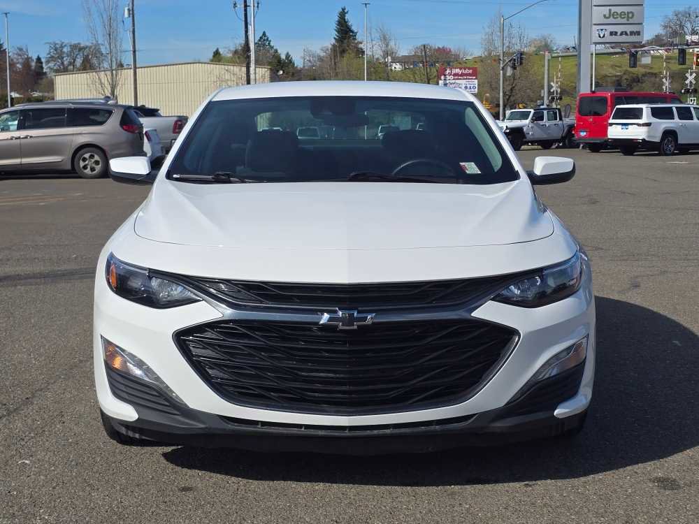 Used 2024 Chevrolet Malibu LT w/ Sport Edition image 8