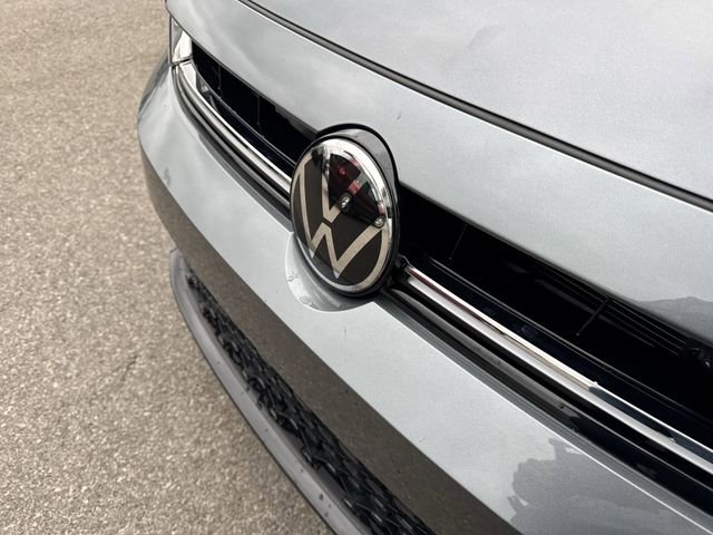 Used 2025 Volkswagen Jetta Sport image 28