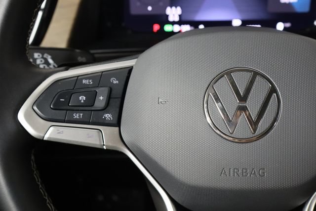 Used 2026 Volkswagen Atlas SE FWD image 8