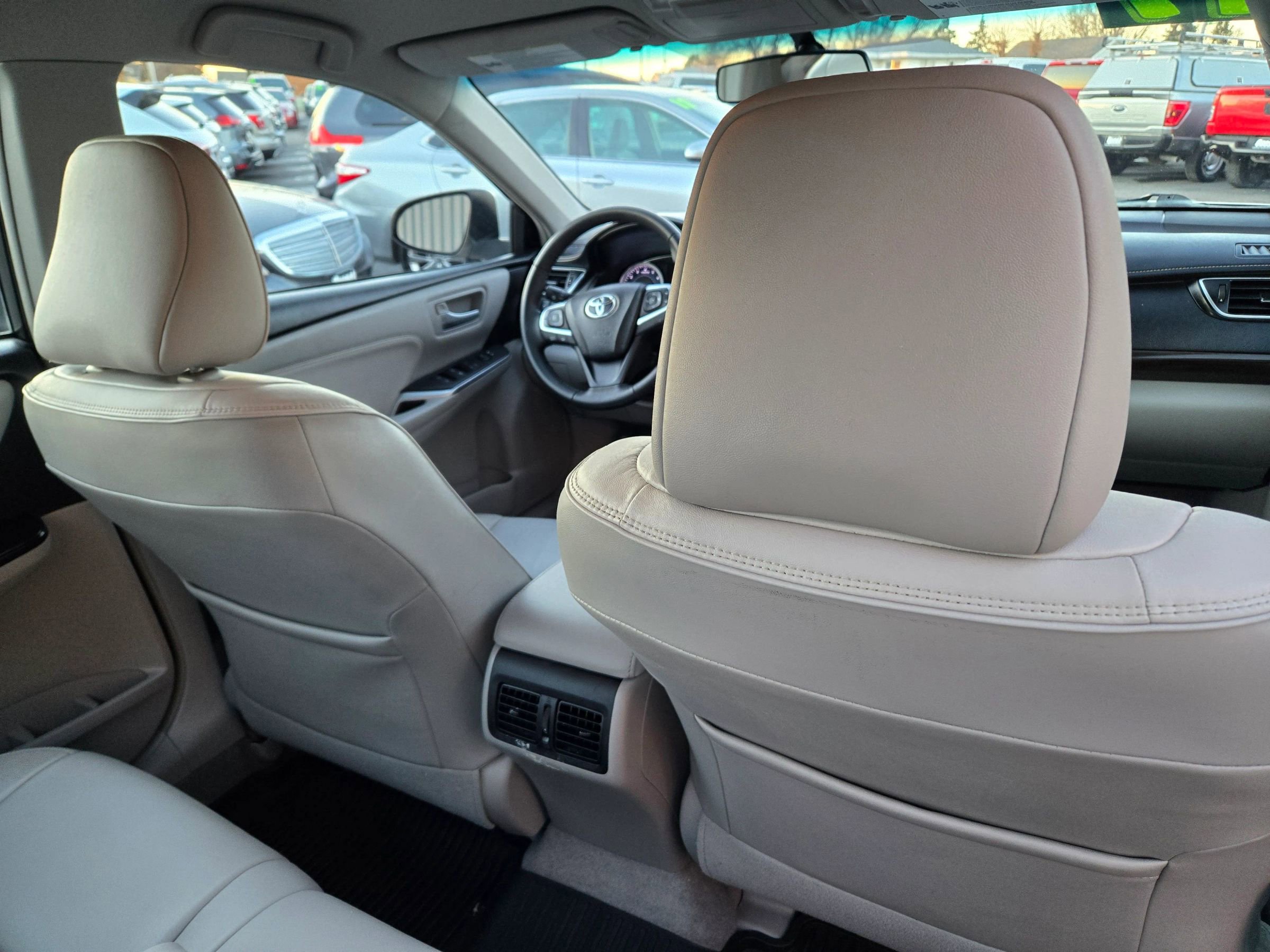 Used 2017 Toyota Camry XLE image 55