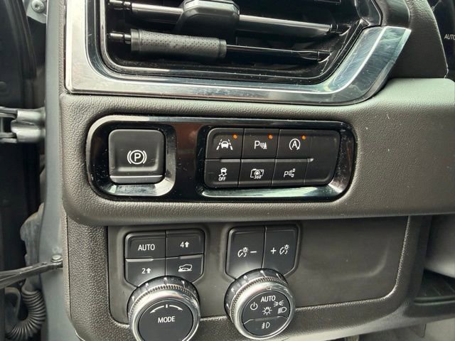 Certified 2025 GMC Yukon Denali image 22