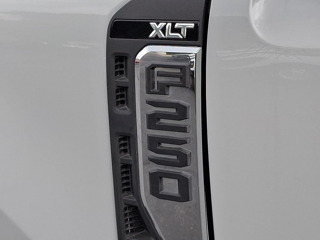 Used 2026 Ford F250 XLT AWD/4WD image 30