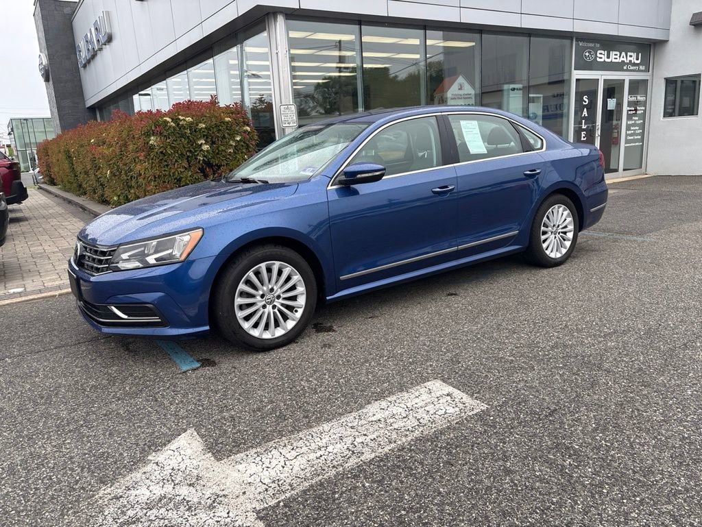 Used 2017 Volkswagen Passat 1.8T SE FWD image 7