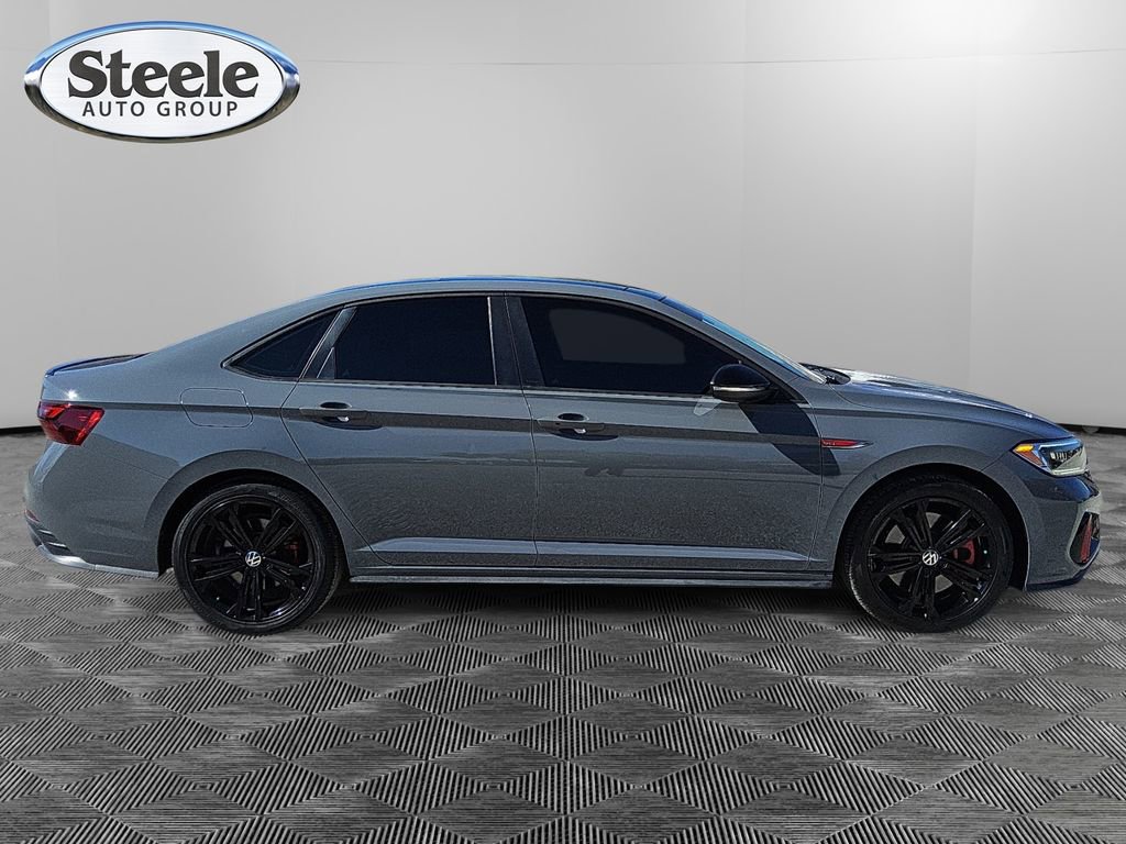 Used 2022 Volkswagen Jetta GLI Autobahn w/ GLI Black Package image 6