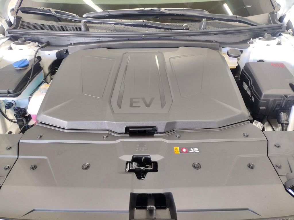 New 2025 Hyundai Ioniq 5 XRT image 9
