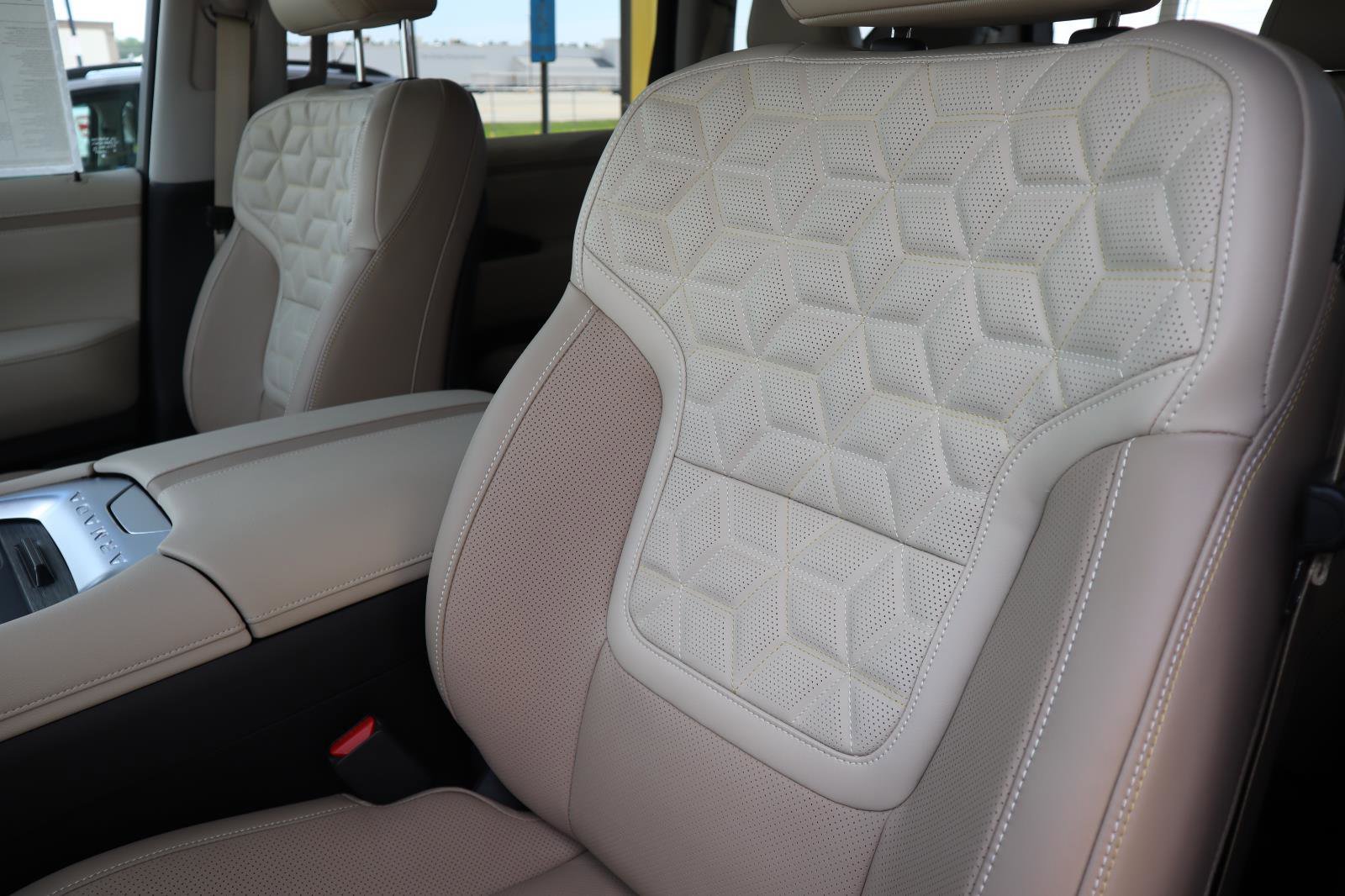 New 2026 Nissan Armada Platinum image 19