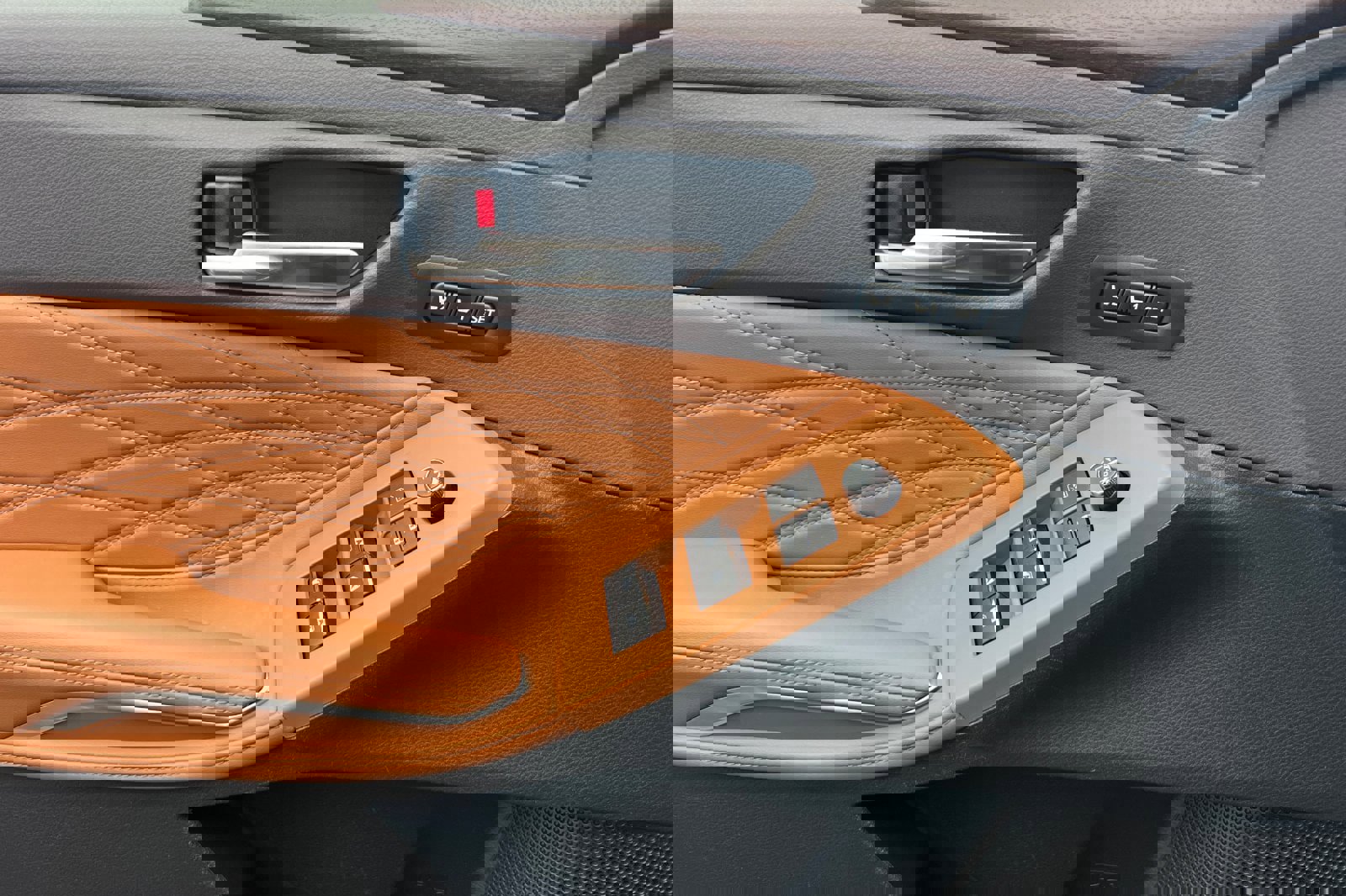 Certified 2020 Toyota Avalon Limited image 11