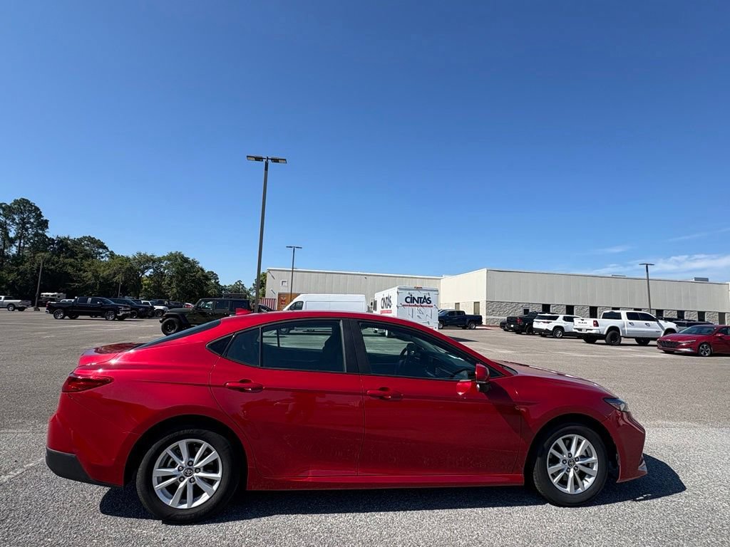Used 2025 Toyota Camry LE FWD image 6