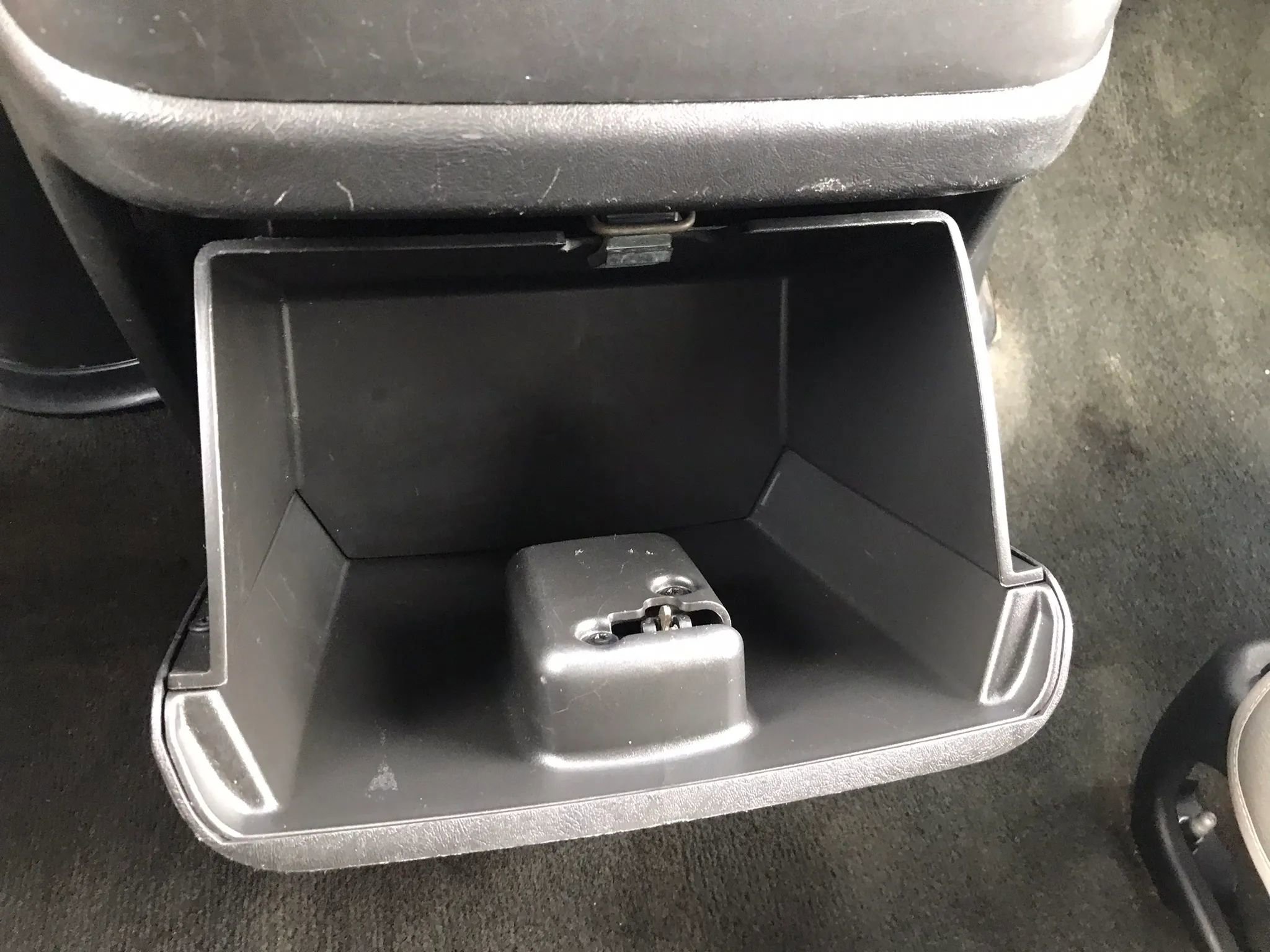 Used 2017 Chevrolet Express 3500 LT w/ LT Preferred Equipment Group image 24