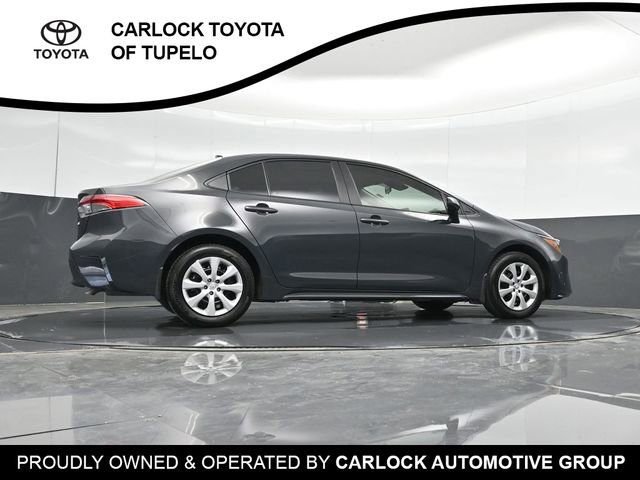 Used 2025 Toyota Corolla LE image 38