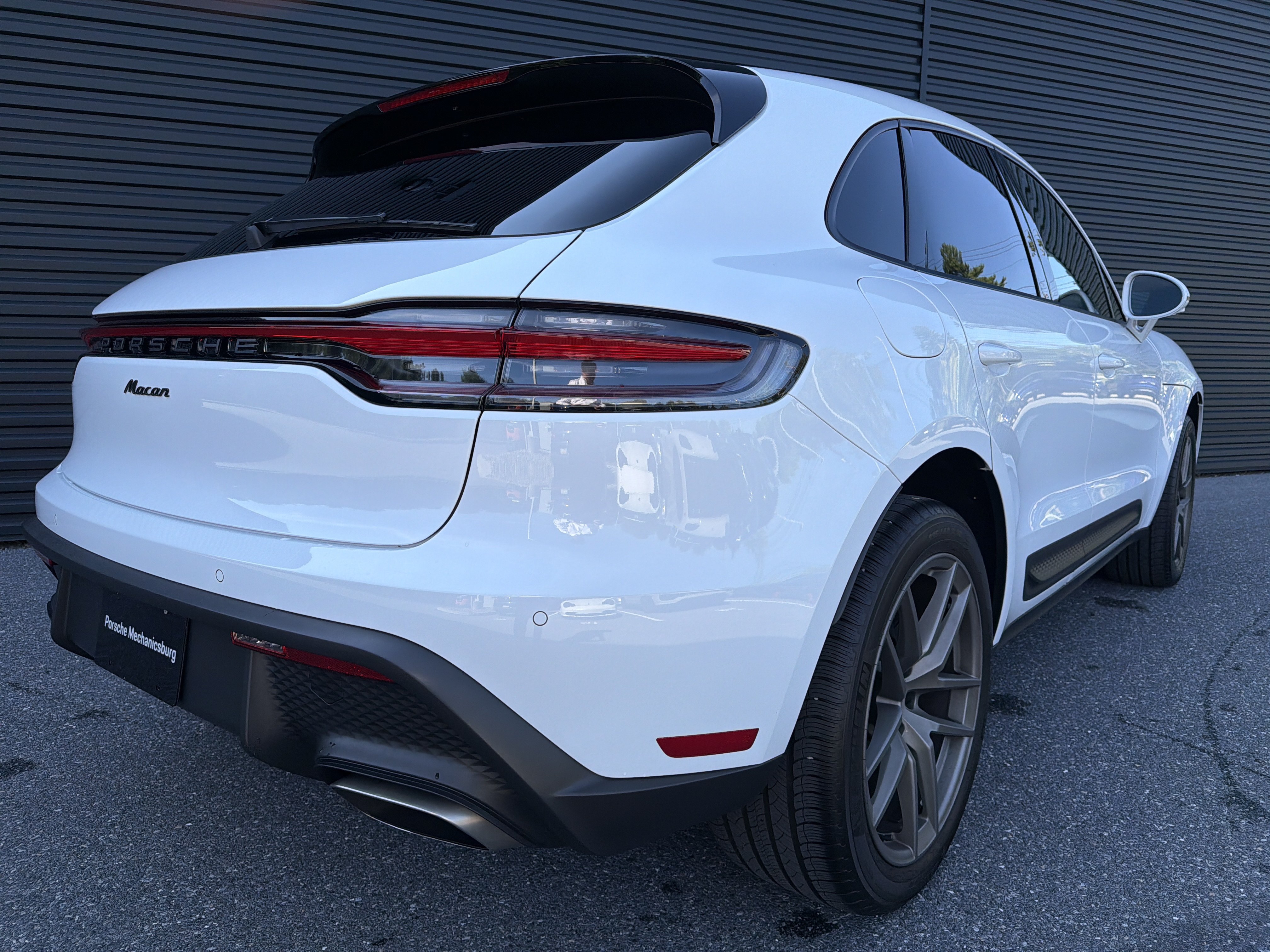 New 2026 Porsche Macan AWD/4WD image 29