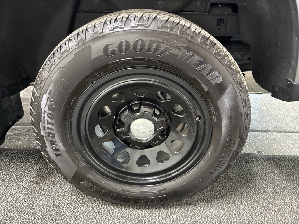 Used 2024 Chevrolet Colorado W/T image 8