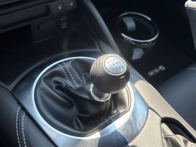 New 2026 MAZDA MX-5 Miata RF Grand Touring RWD image 12
