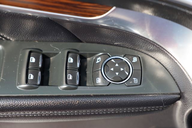 Used 2019 Ford Explorer Limited w/ Class III Trailer Tow Package image 16