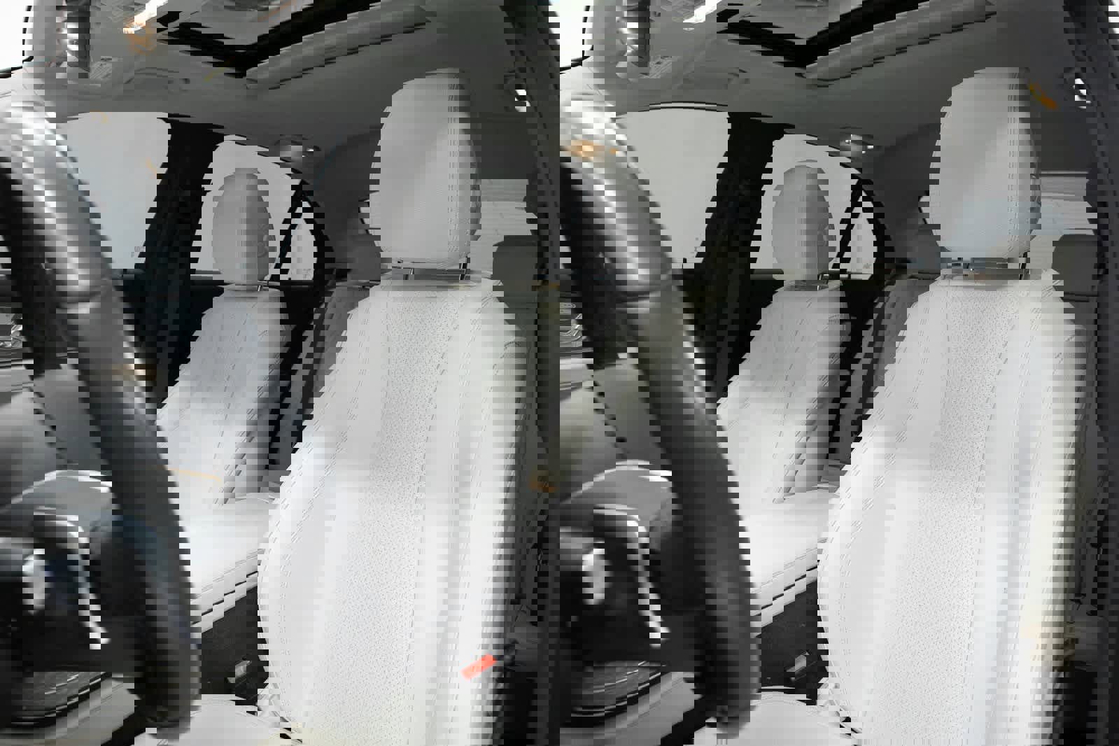 Used 2022 Mercedes-Benz E 350 Sedan image 5