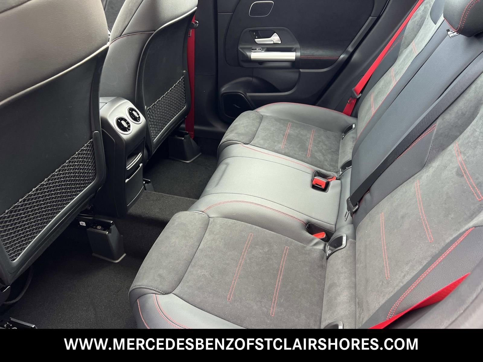 New 2026 Mercedes-Benz GLA 35 AMG 4MATIC image 10