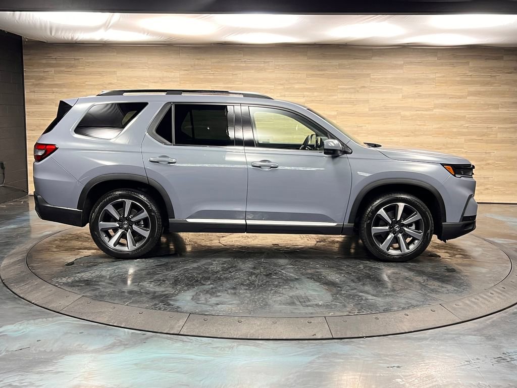 Used 2025 Honda Pilot Touring image 31
