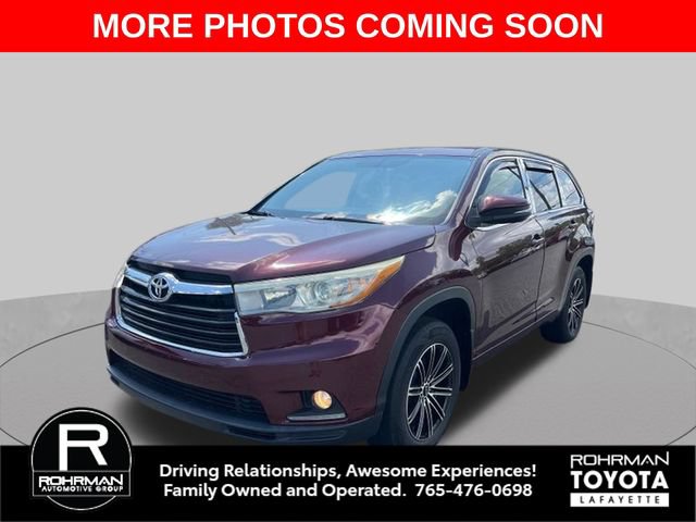 Used 2015 Toyota Highlander LE AWD/4WD image 1