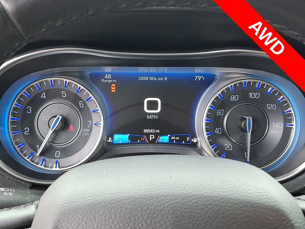 Used 2015 Chrysler 300 Limited w/ Driver Convenience Group AWD/4WD image 19