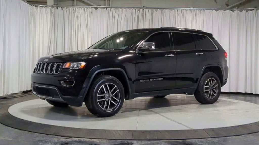 Used 2020 Jeep Grand Cherokee Limited AWD/4WD image 5