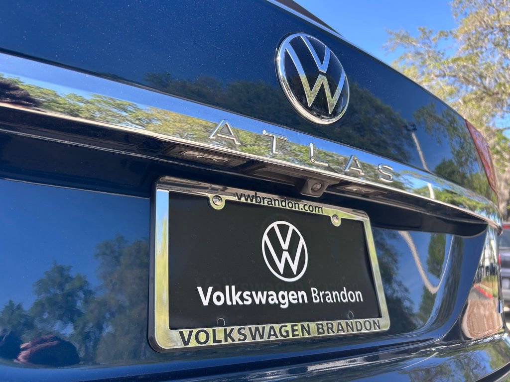 Used 2021 Volkswagen Atlas Cross Sport SE w/ V6 Towing Package FWD image 49
