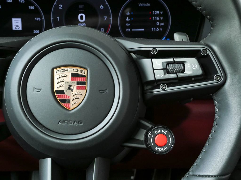 Used 2025 Porsche 911 Carrera S RWD image 11