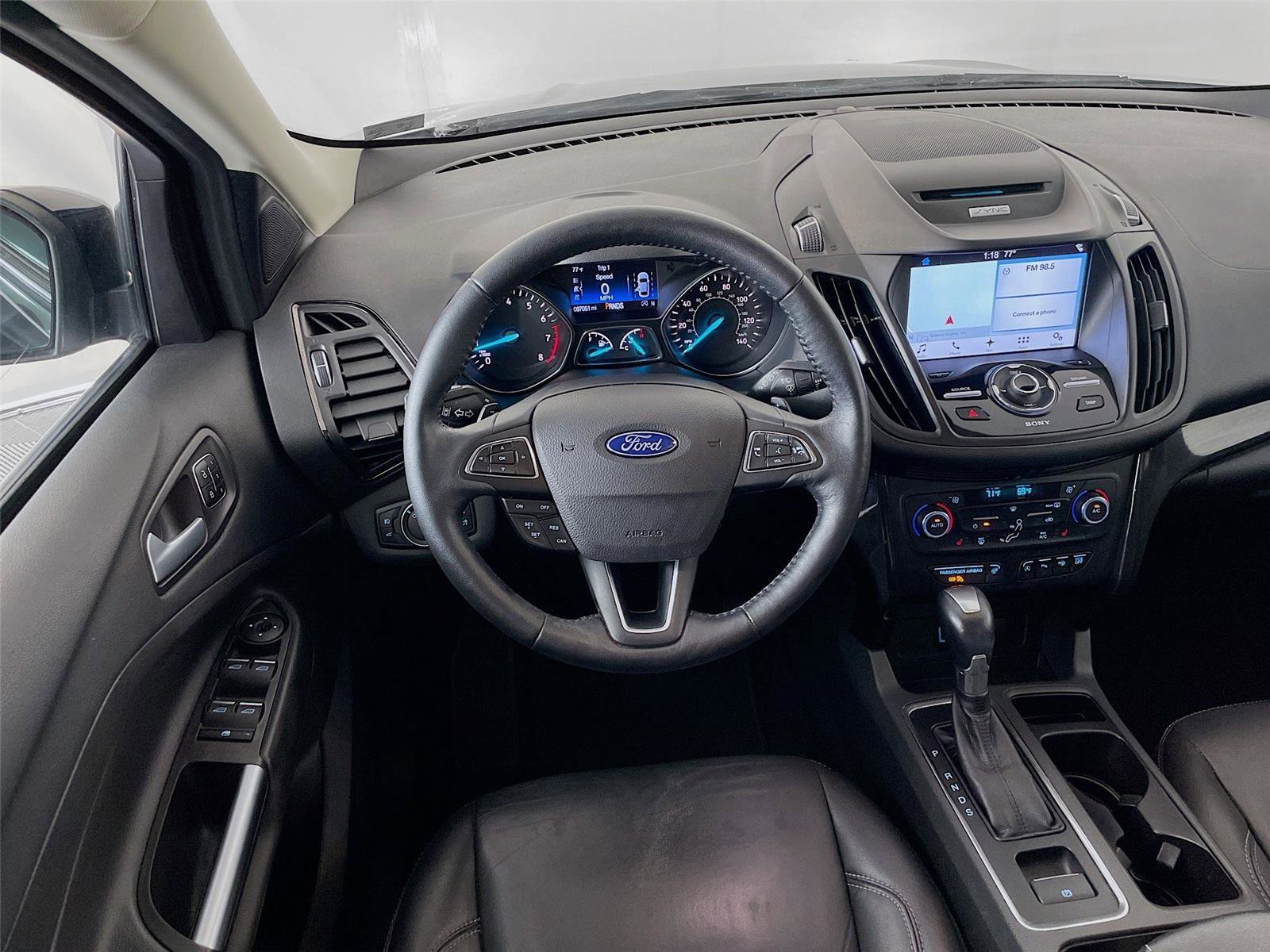 Used 2017 Ford Escape Titanium w/ Equipment Group 301A AWD/4WD image 26