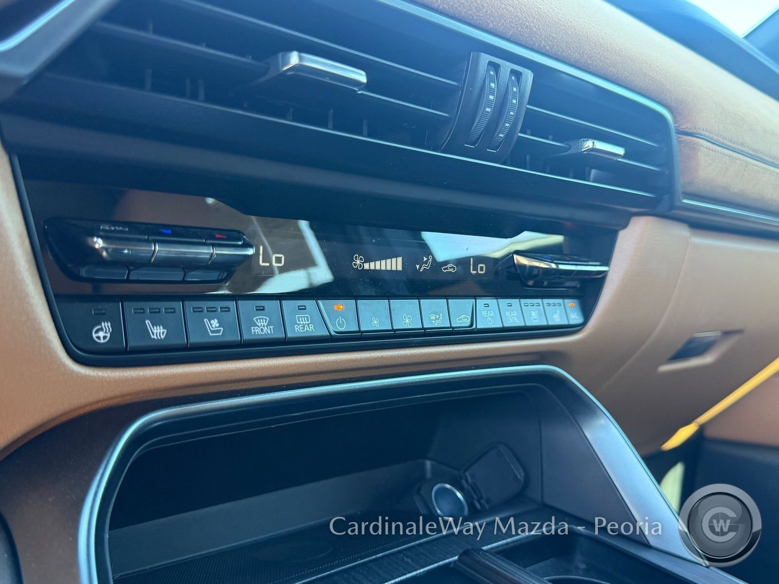 Certified 2025 MAZDA CX-70 3.3 Turbo S w/ Premium Plus image 23