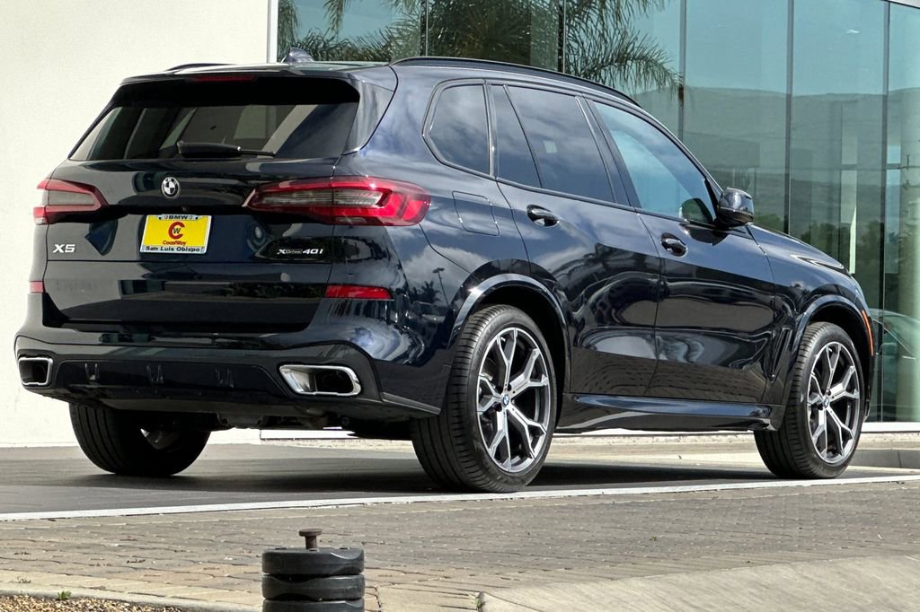 Used 2023 BMW X5 xDrive40i w/ M Sport Package AWD/4WD image 3