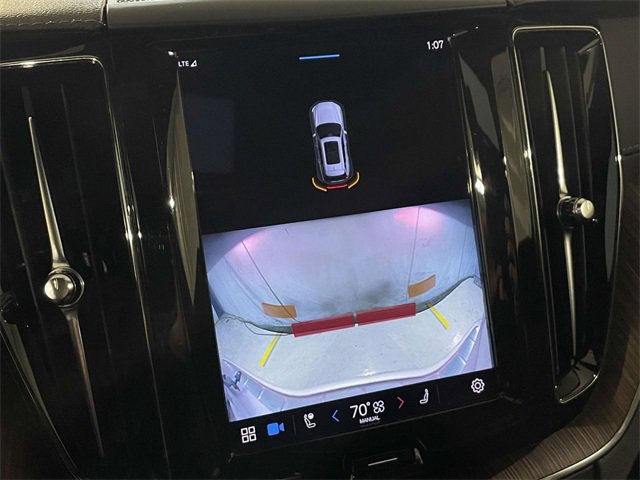 Used 2022 Volvo XC60 T8 Inscription w/ Advanced Package image 30