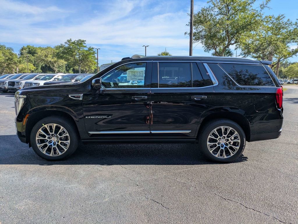 New 2026 GMC Yukon Denali w/ Denali Reserve Package AWD/4WD image 7