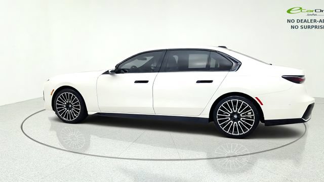Used 2026 BMW 740i RWD image 5
