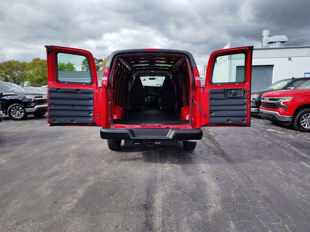 New 2025 Chevrolet Express 3500 Extended w/ Driver Convenience Package image 15