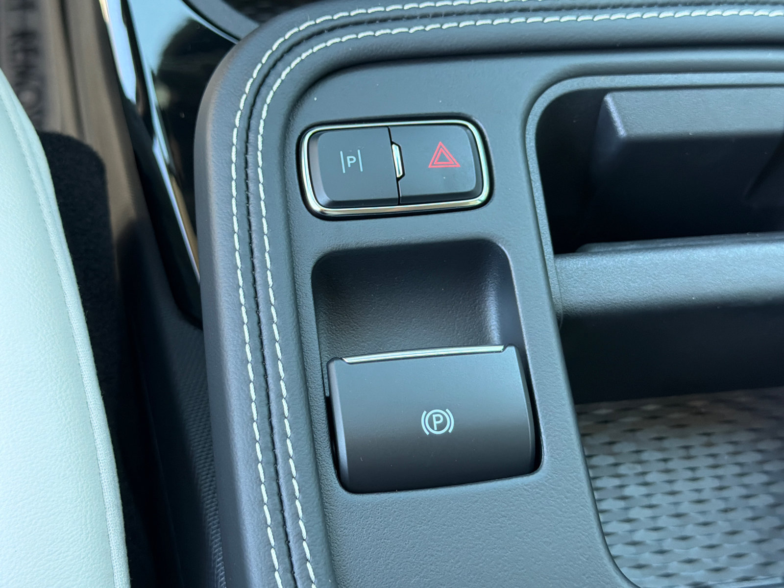 New 2026 Ford Mustang Mach-E Premium w/ Technology Package RWD image 33