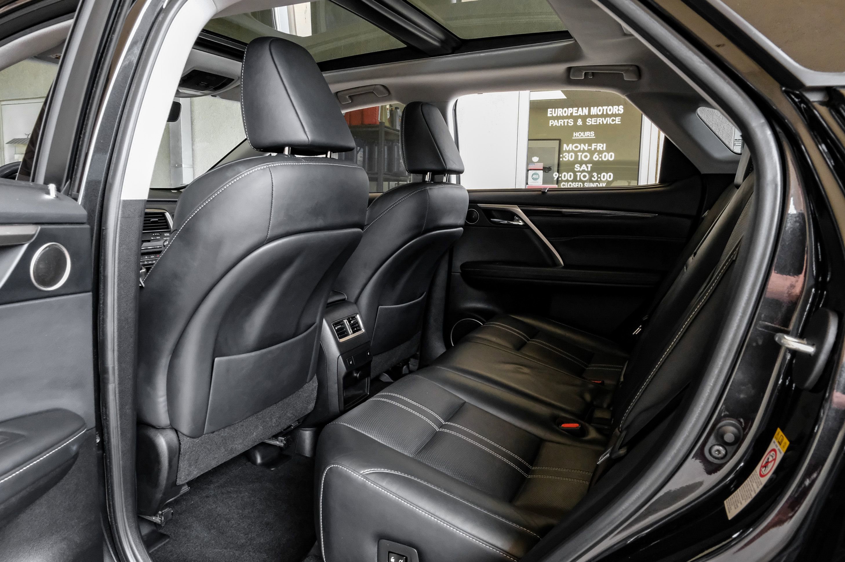Used 2019 Lexus RX 350 FWD w/ Luxury Package image 39