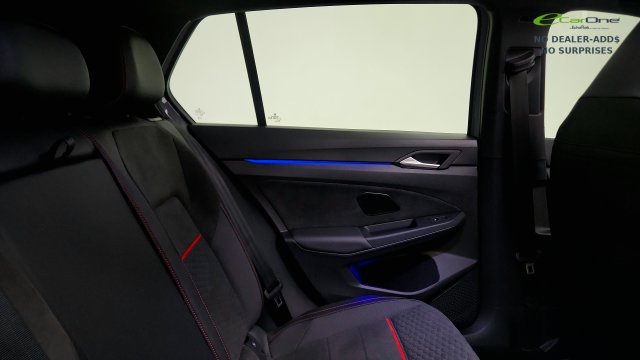 Used 2025 Volkswagen GTI SE FWD image 40