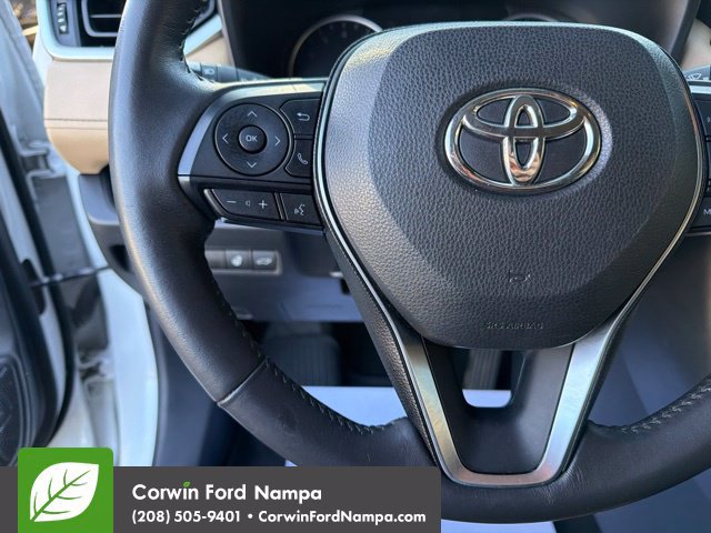 Used 2019 Toyota RAV4 XLE w/ Convenience Package AWD/4WD image 15