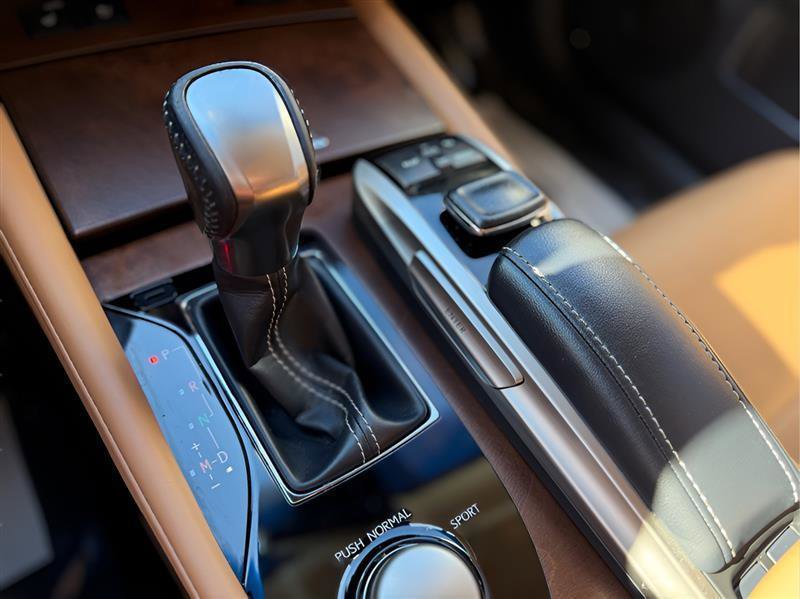 Used 2019 Lexus GS 350 image 39
