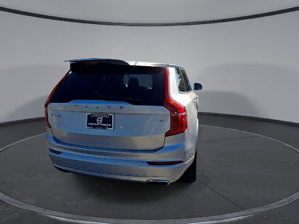 Used 2021 Volvo XC90 T5 Momentum w/ Climate Package FWD image 8