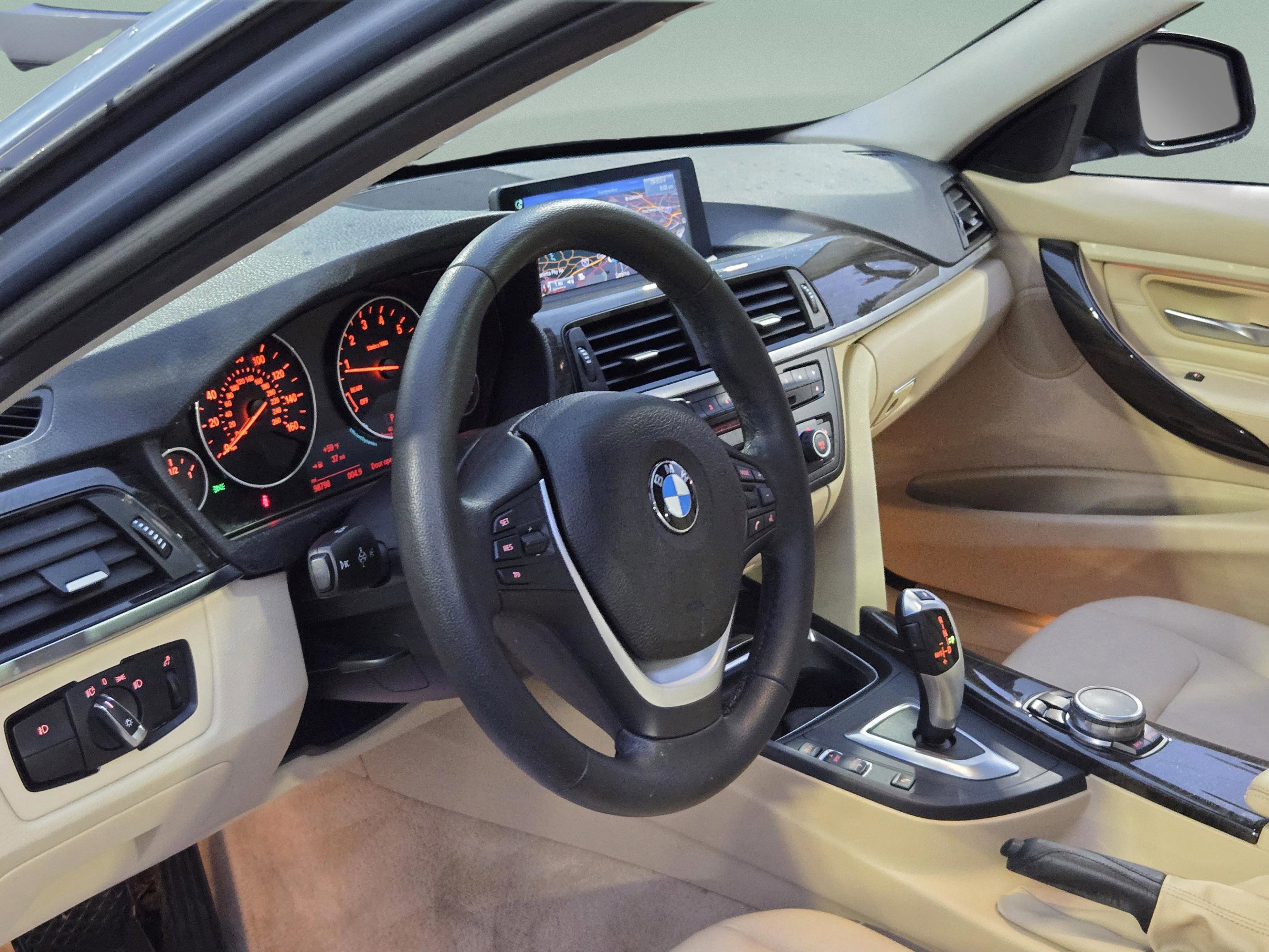 Used 2015 BMW 328i Sedan RWD image 26