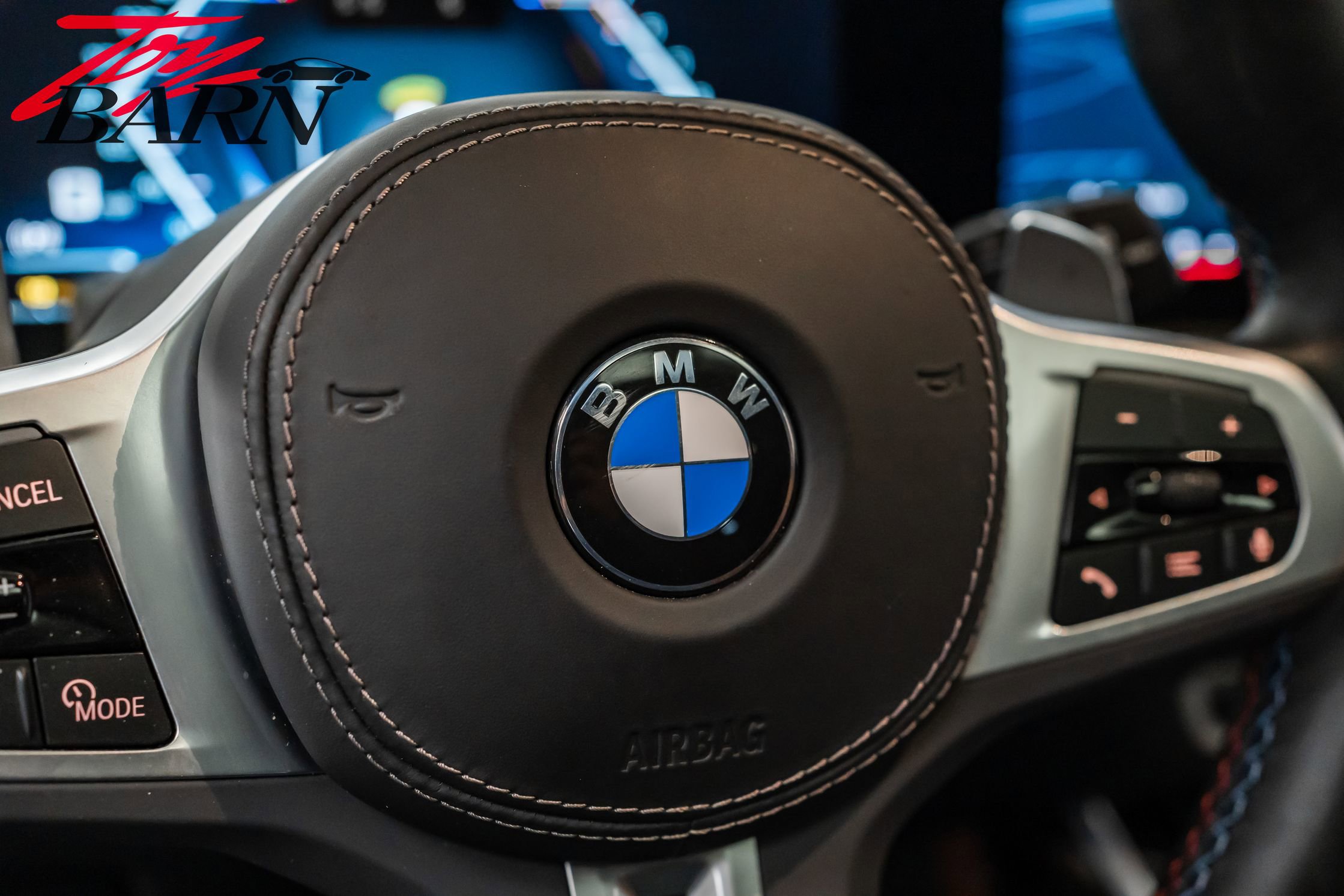 Used 2024 BMW X7 M60i w/ Executive Package image 33